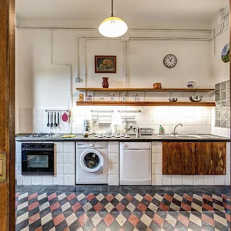 Monserrato Apartment *