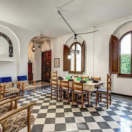 Monserrato Apartment